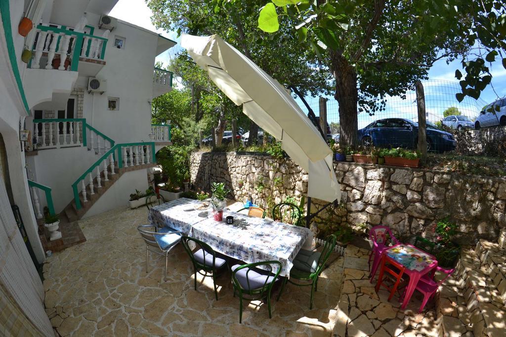 Apartmani Jenny I Tania Lopar Exteriér fotografie