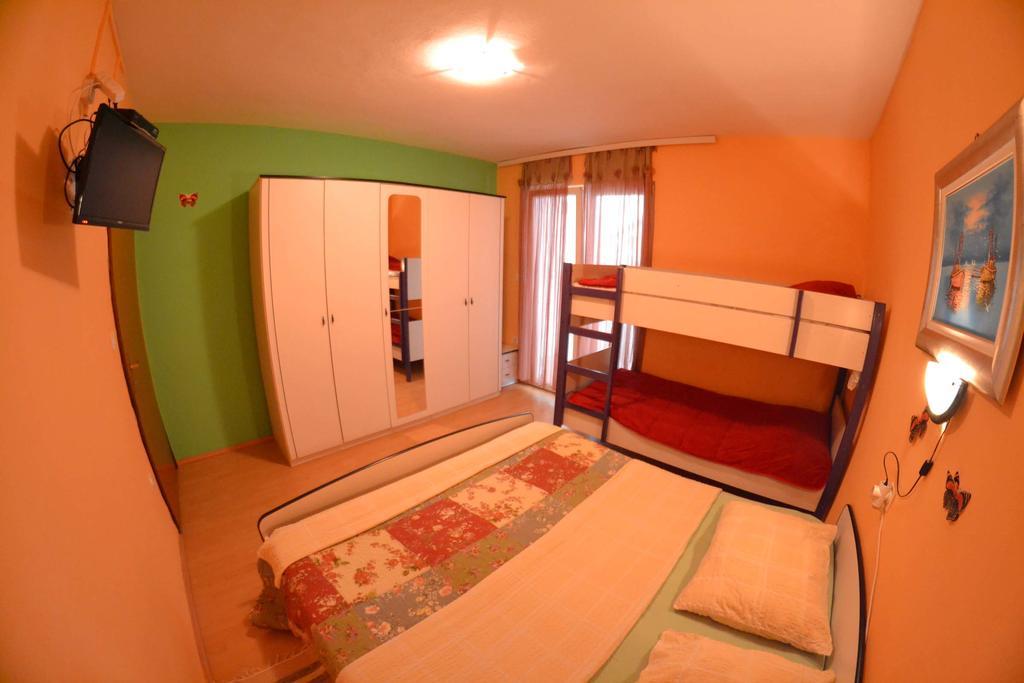 Apartmani Jenny I Tania Lopar Exteriér fotografie