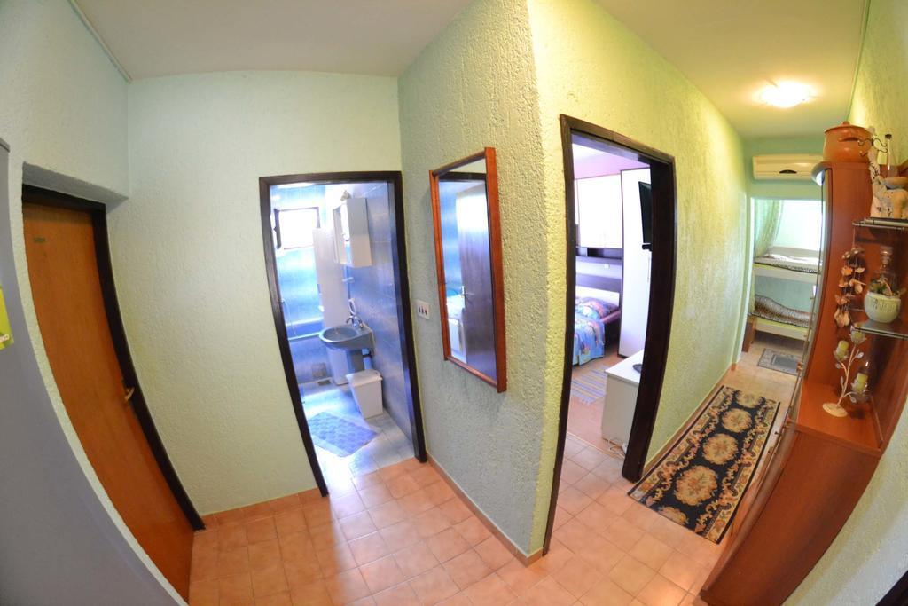 Apartmani Jenny I Tania Lopar Exteriér fotografie