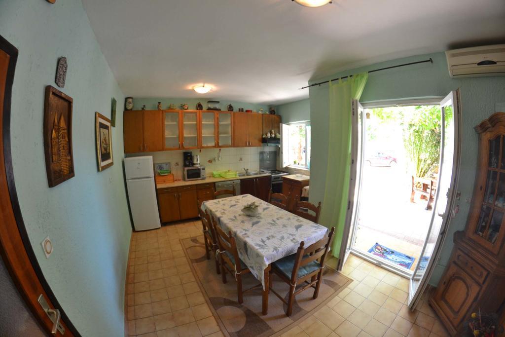 Apartmani Jenny I Tania Lopar Exteriér fotografie